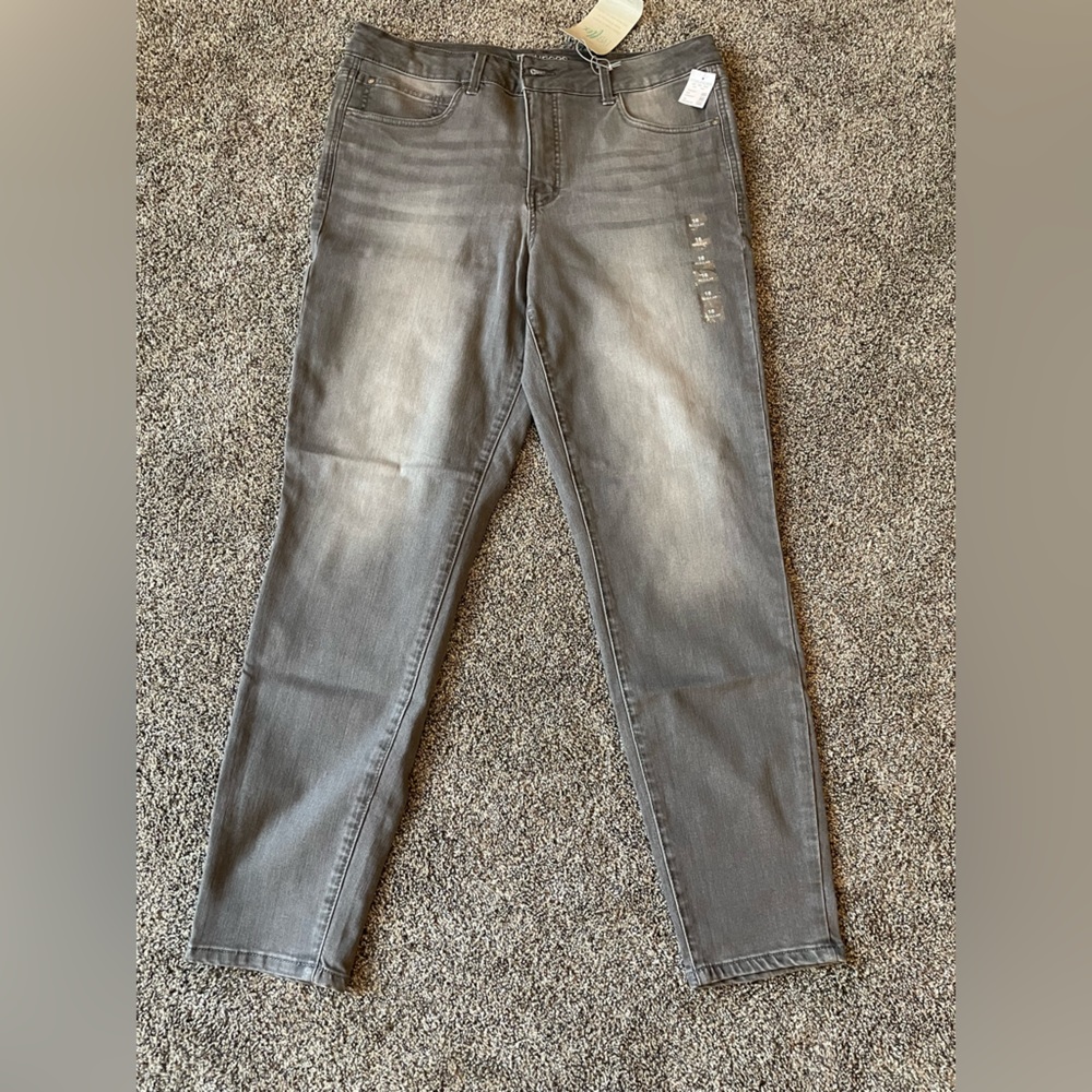Grey Maurices Everflex Highrise skinny jeans